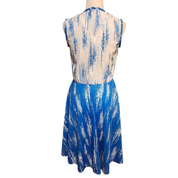 Vintage 70s Women's Size 12 Blue White Sleeveless Polyester Dress Bow Tie Neck - Picture 5 of 8